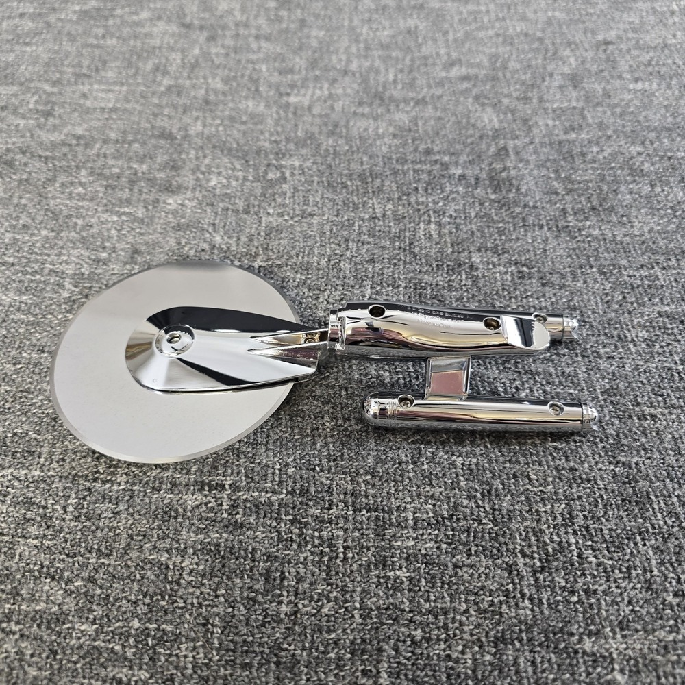 Star Trek: The Original Series USS Enterprise NCC-1701 Chrome Pizza Cutter